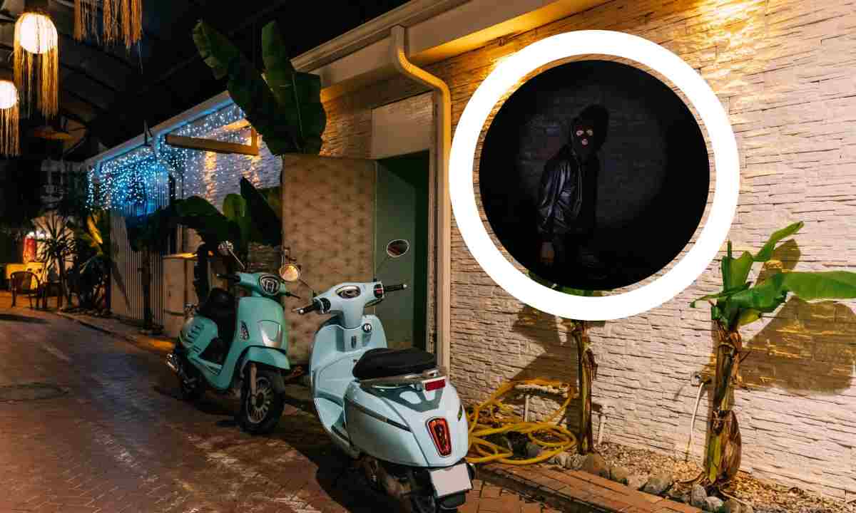 Scooter rubato a Napoli