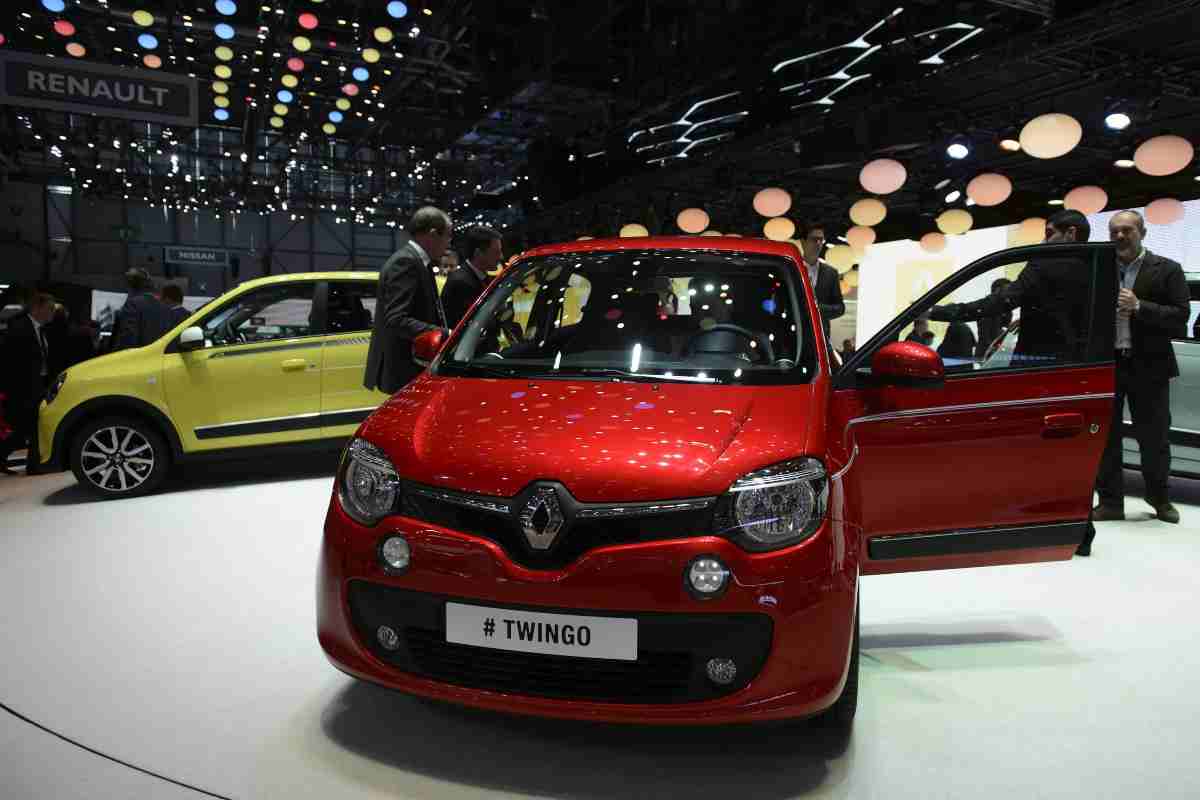 Renault Twingo ufficiale produzione nuovo modello elettrico