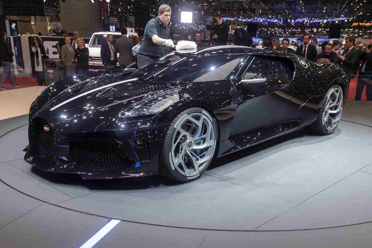 Bugatti Voiture Noire auto più costosa al mondo