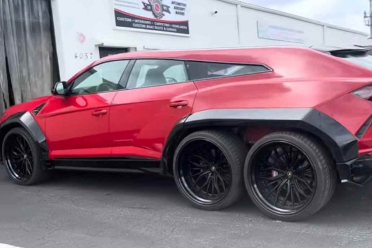 lamborghini urus a sei ruote