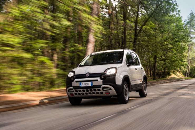 Fiat Panda auto più venduta Italia 2023