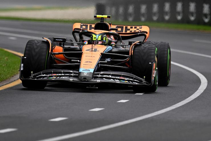 Lando Norris rinnova con la McLaren