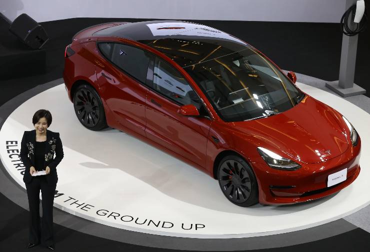 Tesla Model Y auto più venduta al mondo