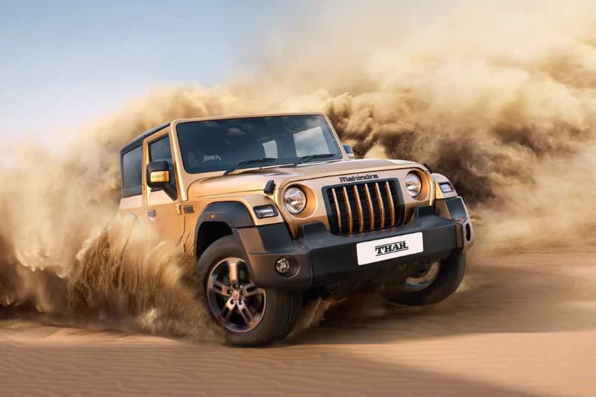 Fuoristrada Mahindrthar jeep wrangler