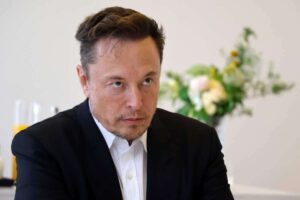 Elon Musk annuncio sulla Tesla
