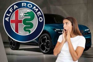 Alfa Romeo Junior e-SUV novità occasione prezzo