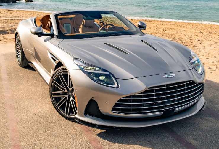 Aston Martin e licenziamenti