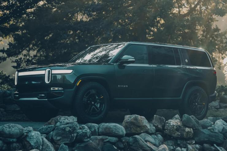 Rivian R1S richiamo problema