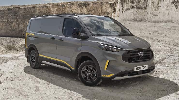 Ford Transit Trail scatta la causa della clientela