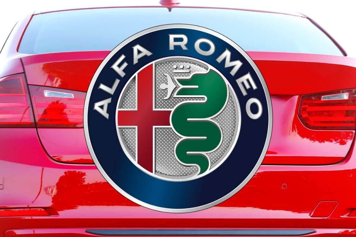 Alfa Romeo Junior novità vendite Francia