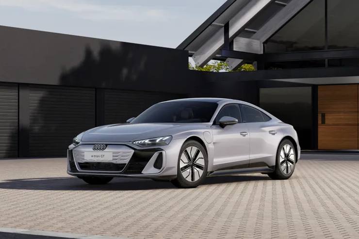 Audi e-Tron GT novità auto