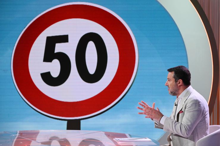 Autovelox illeciti 59% Matteo Salvini problemi CdS