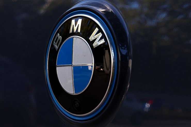 BMW auto robot problemi operai