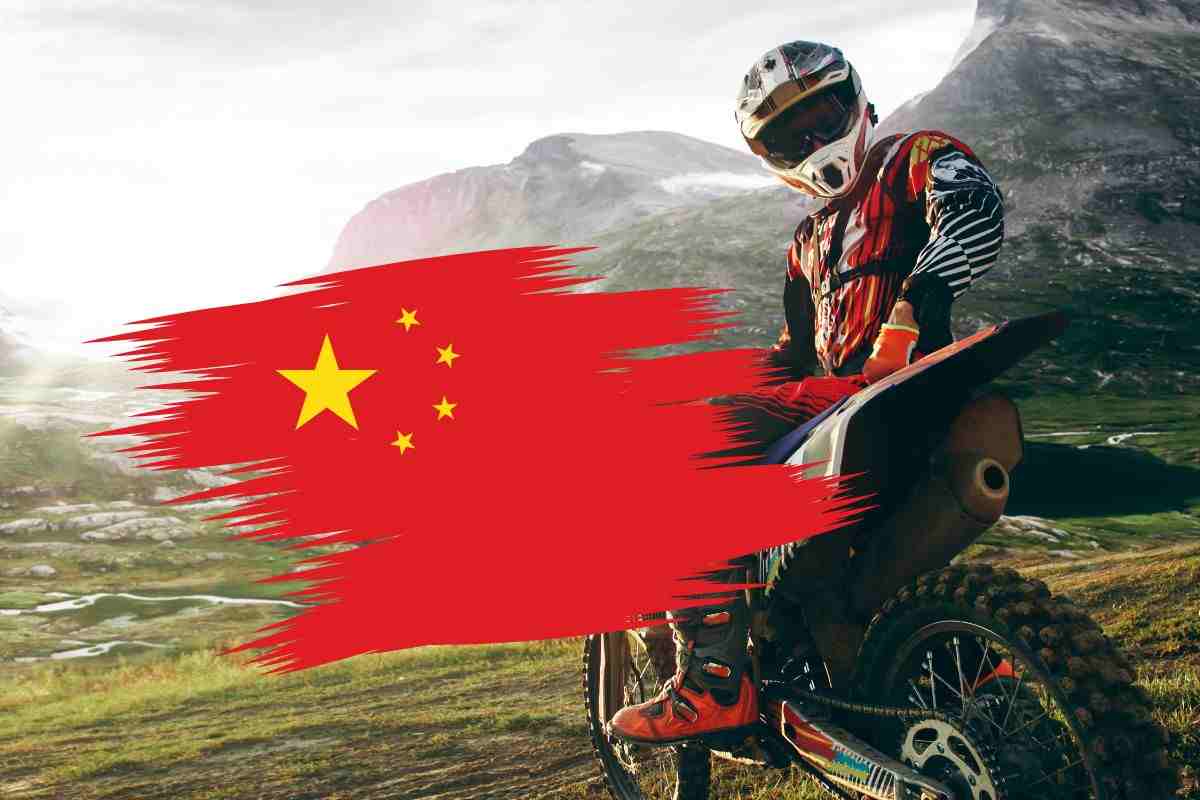 Moto Cina QJ Motor SRK 550