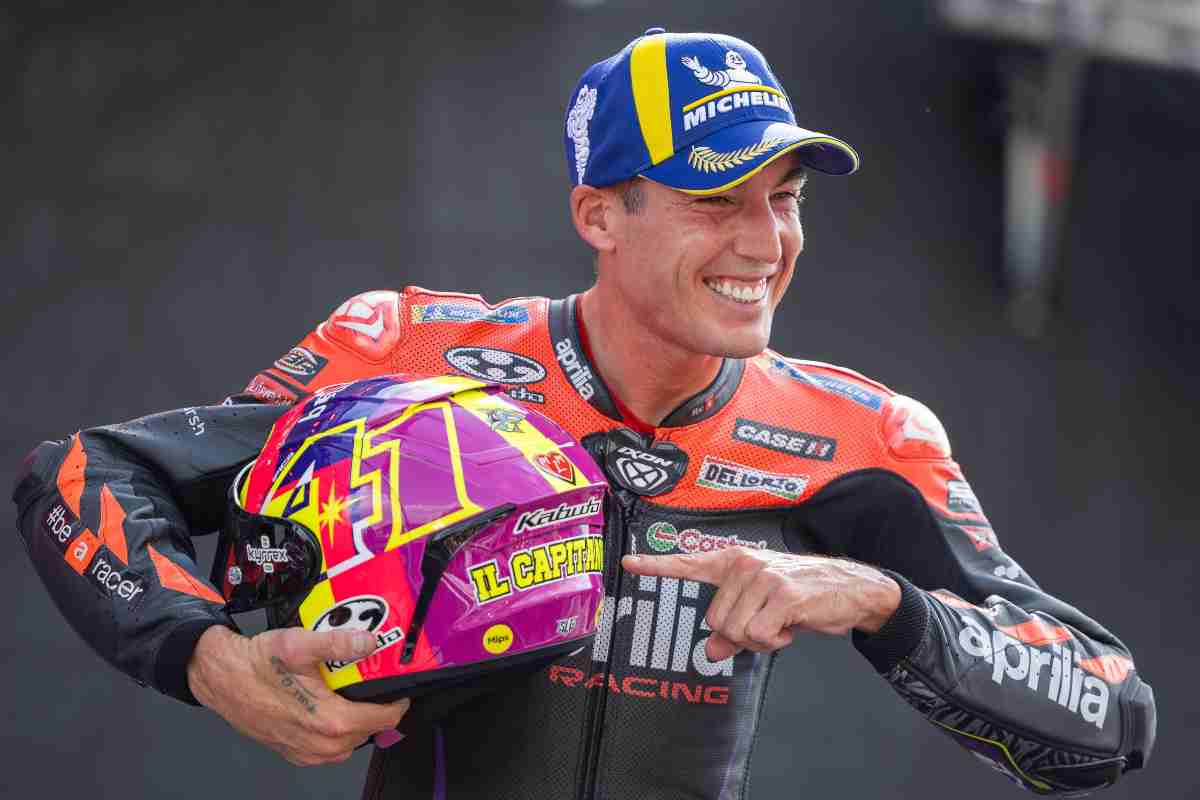 Aleix Espargaró vola in Italia per una Ferrari