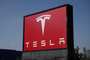 Tesla guarda al futuro