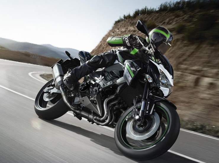 Kawasaki Z800 X-6R 636 novità record