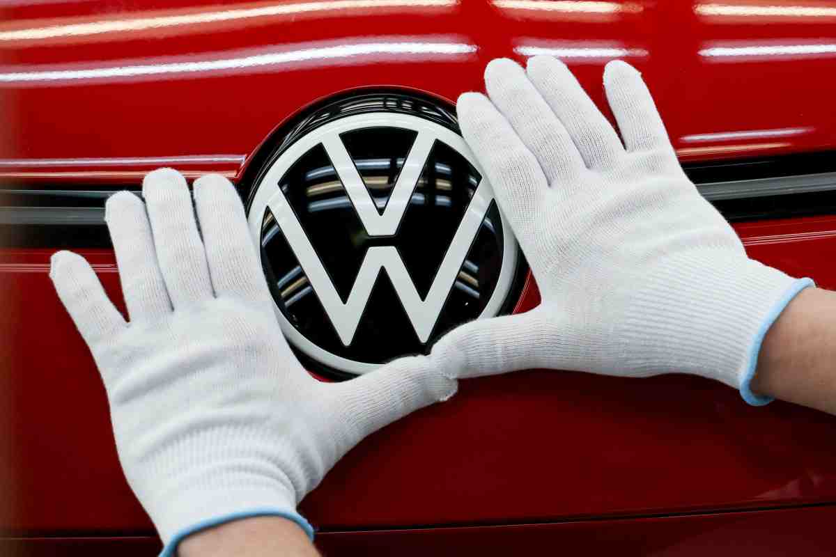 Volkswagen, il tracollo è definitivo: anche il modello più amato finisce nel dimenticatoio