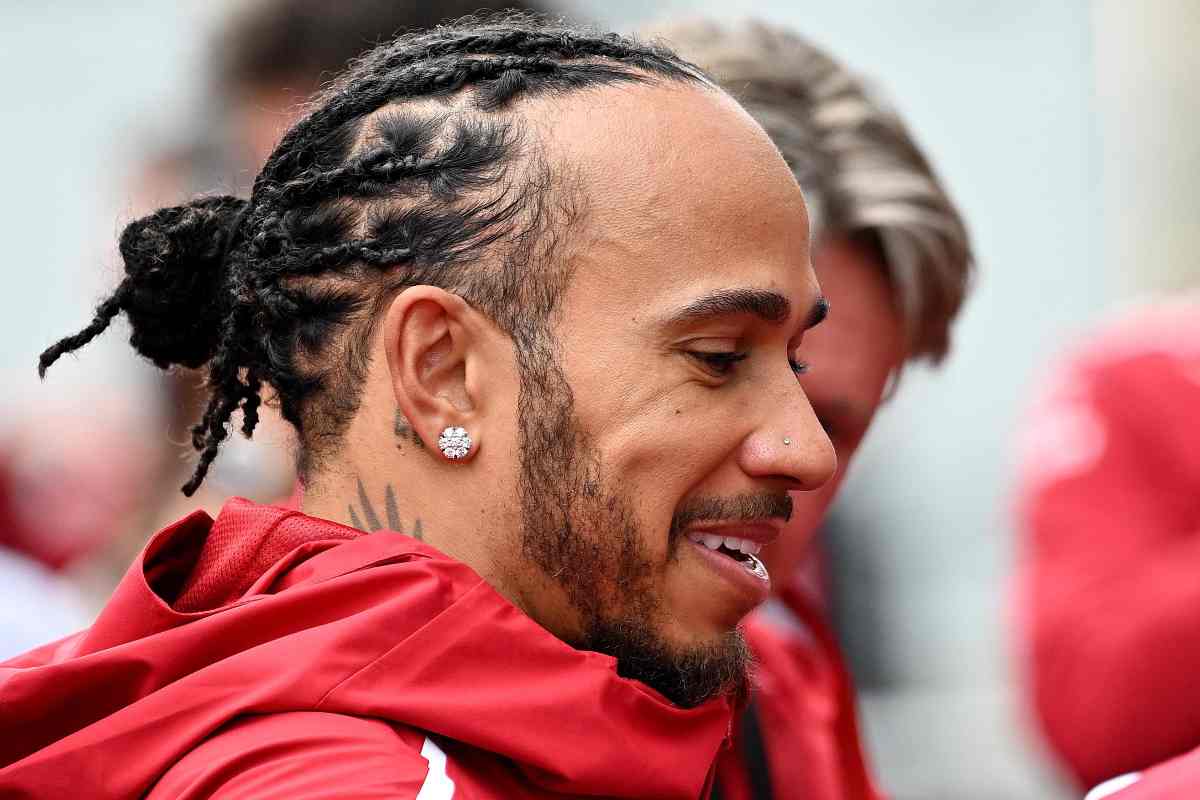 Critiche per Lewis Hamilton