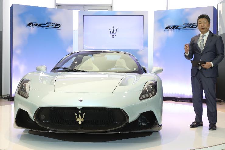 Maserati GT con il cambio manuale