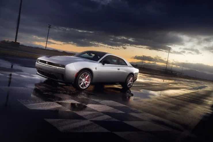 Dodge crollo con l'addio al V8