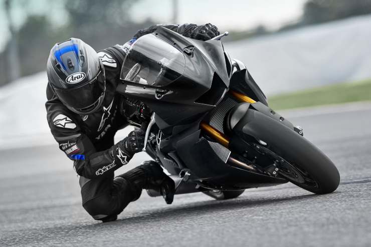 Yamaha R6 novità addio