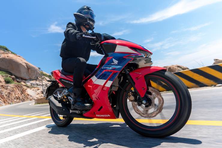 Honda Winner R scooter sportivo